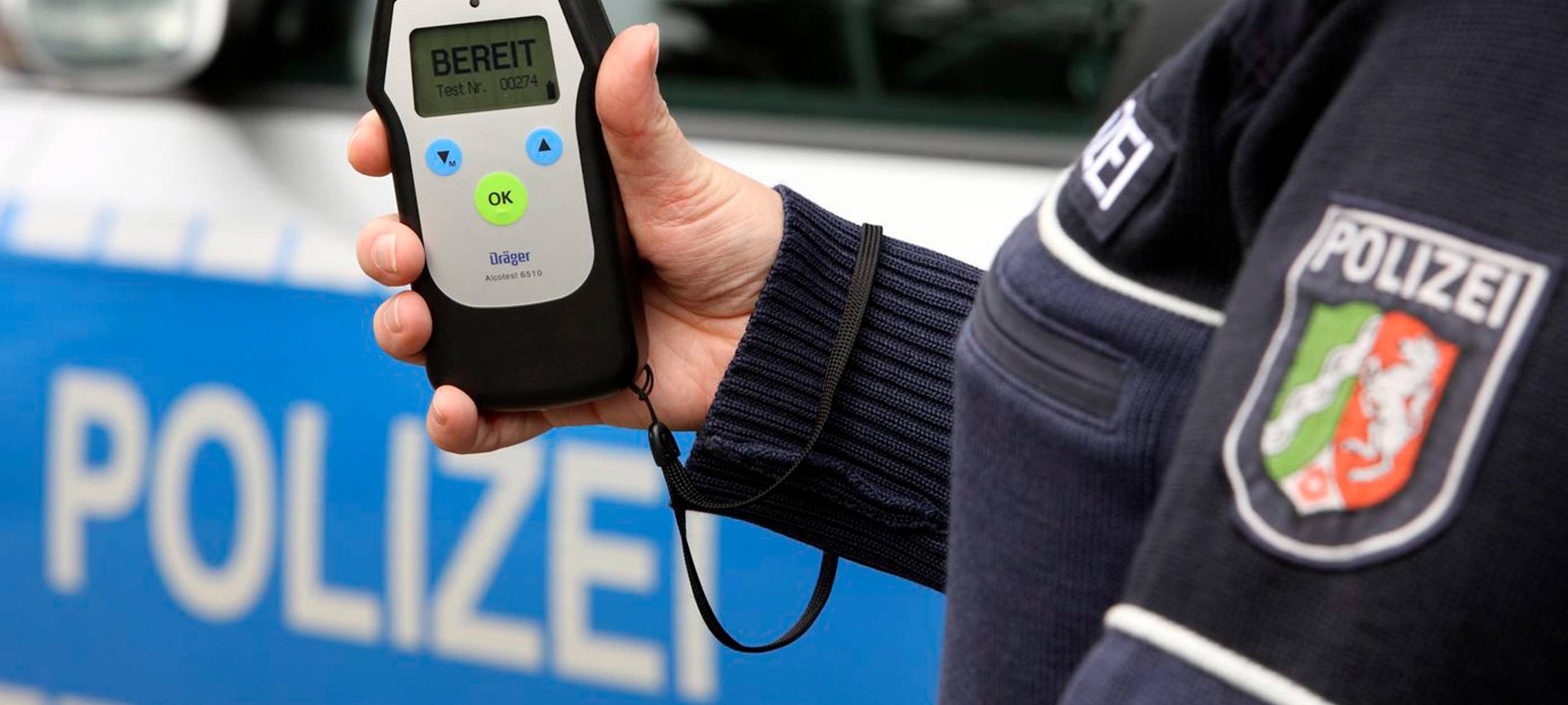 Betrunkene Frau randaliert am Busbahnhof in Hellenthal