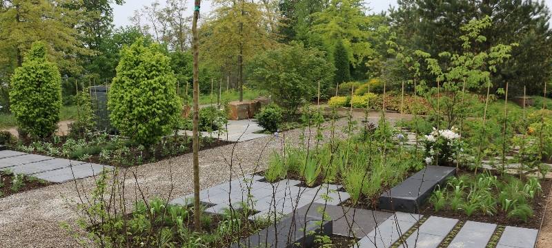 Bienenfreundliche Muster-Vorgärten im Seepark Zülpich