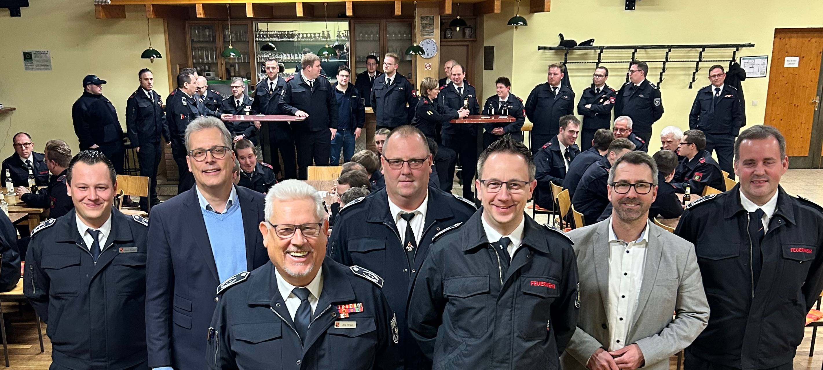 Zülpich und Vettweiß: Feuerwehren helfen sich