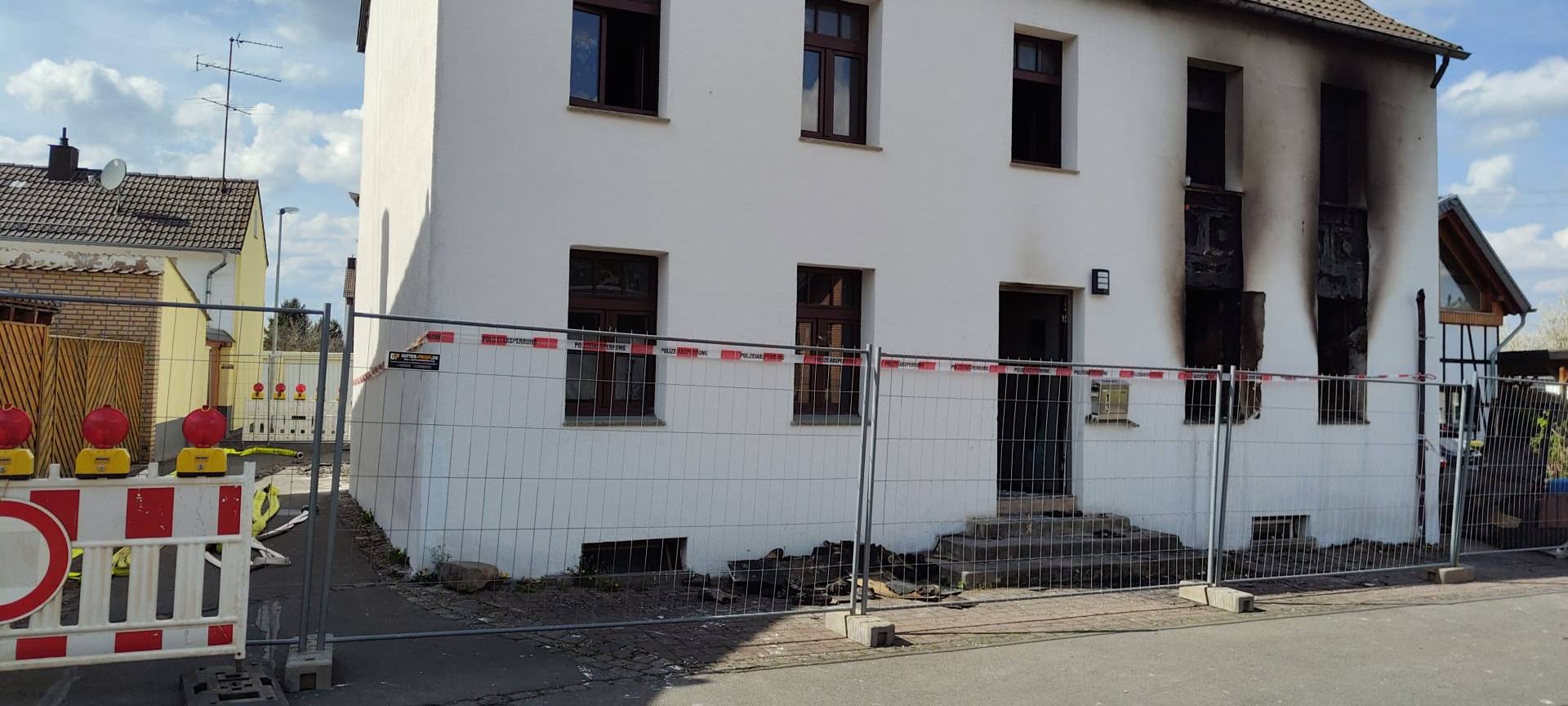 Großer Schaden bei Hausbrand in Mechernich-Strempt