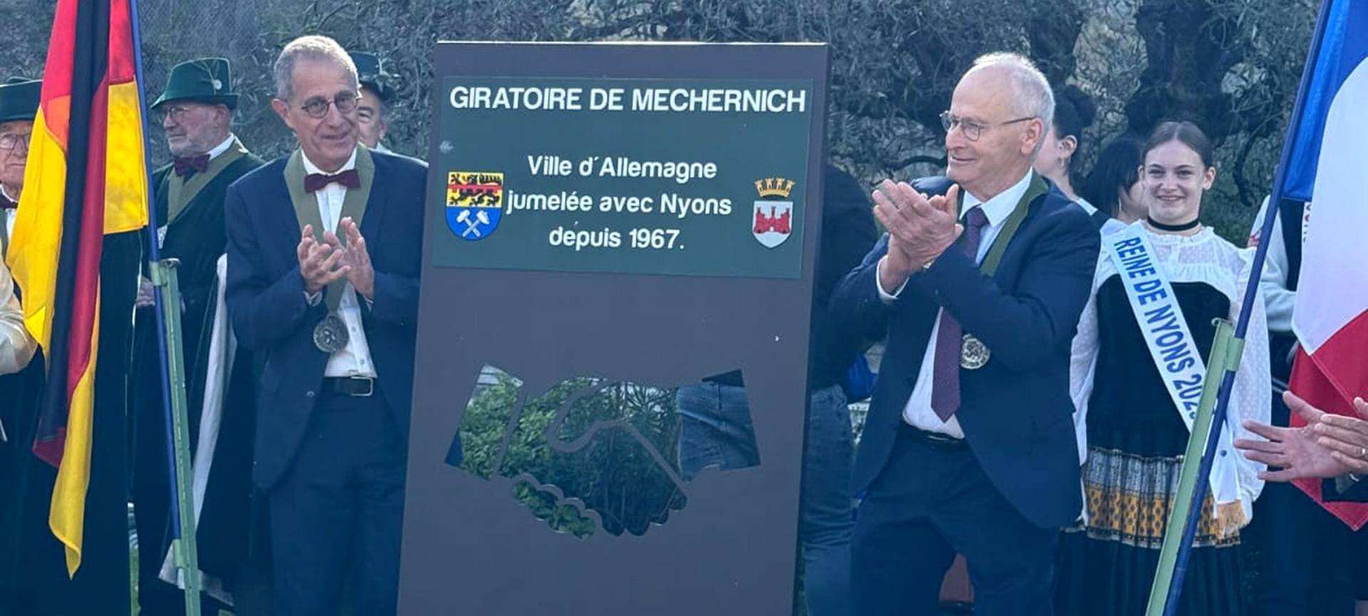Mechernicher Stadtwappen ziert Kreisverkehr in Nyons