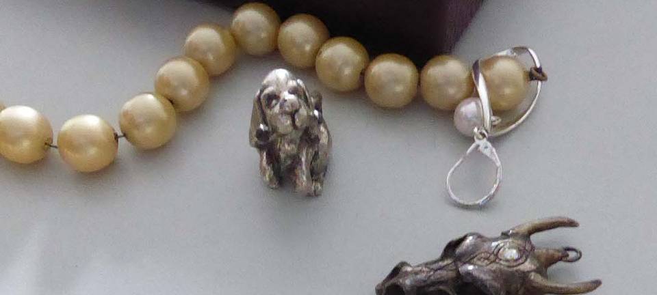 Polizei sucht Eigentümer von Schmuck im Kreis Euskirchen