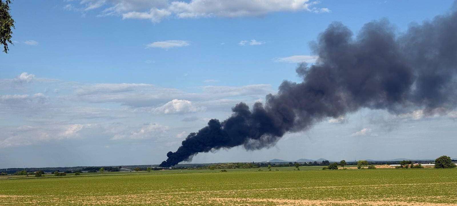 Großbrand in Swisttal-Ollheim: Umweltfolgen im Fokus