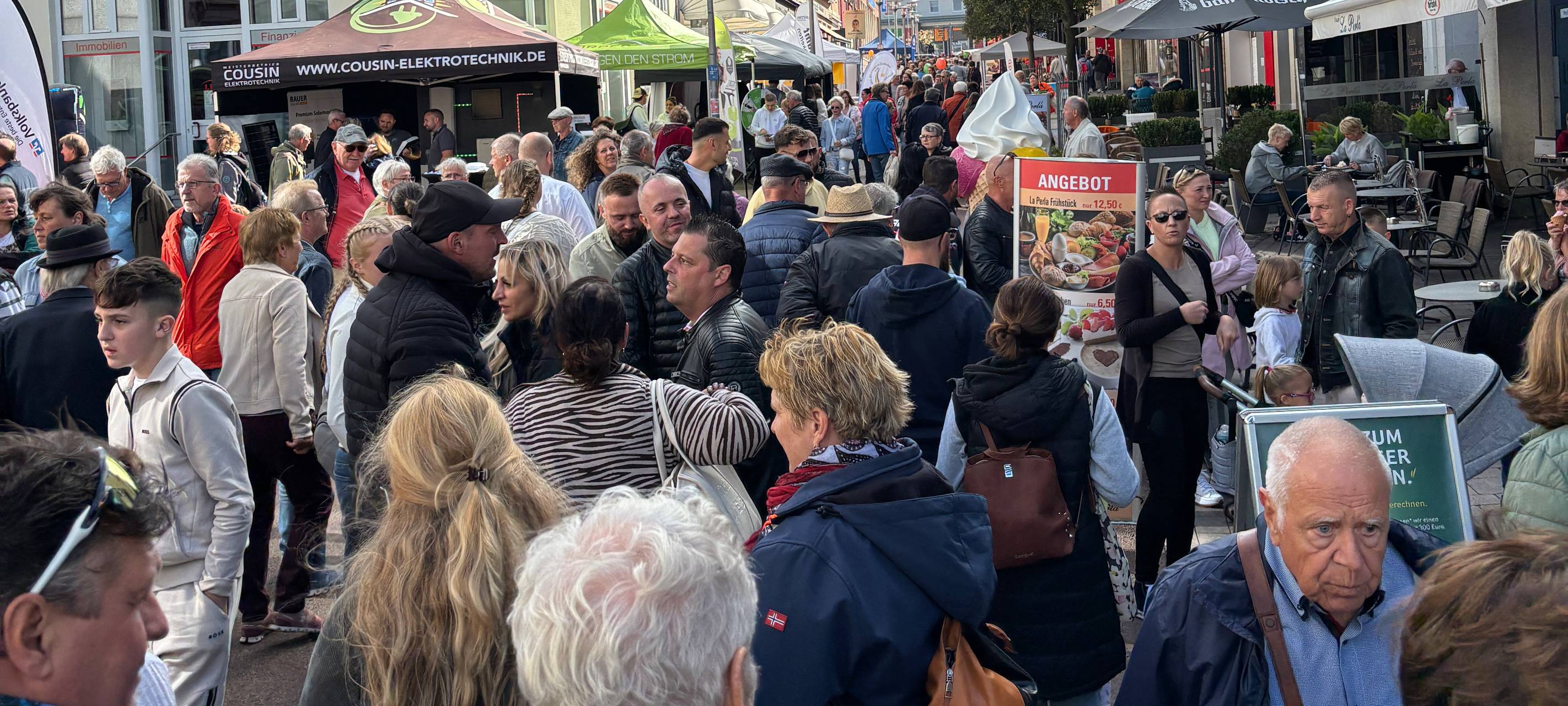 Euskirchener Knollenfest lockt tausende Besucher an