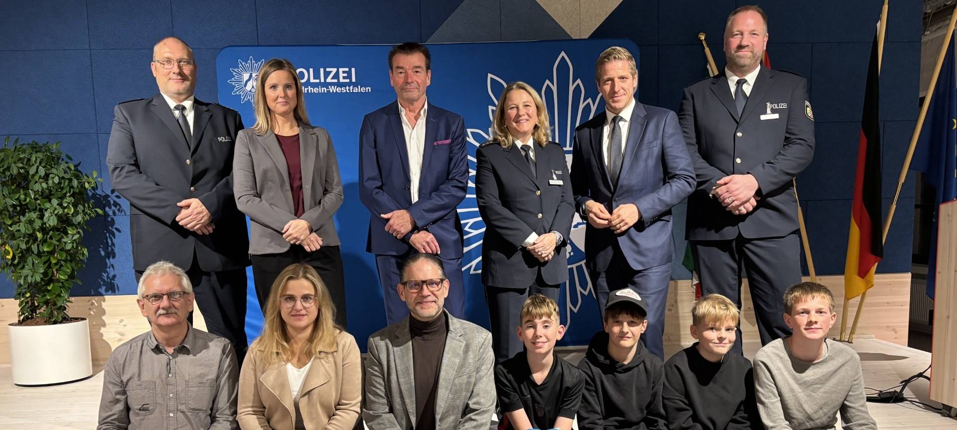Polizei verleiht Preis für Zivilcourage