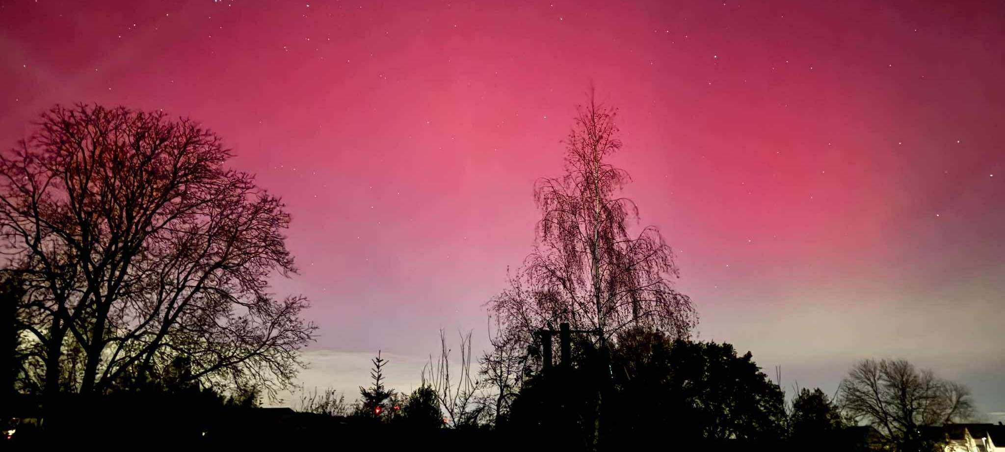 Polarlichter über dem Kreis Euskirchen