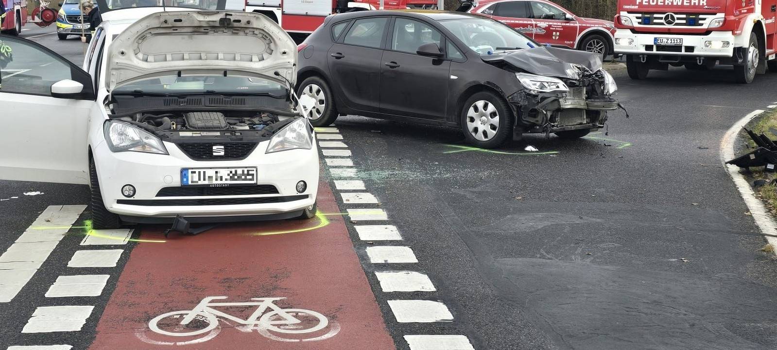 Zülpich: Unfall auf der B56