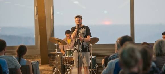 04.07. Poetry-Slam