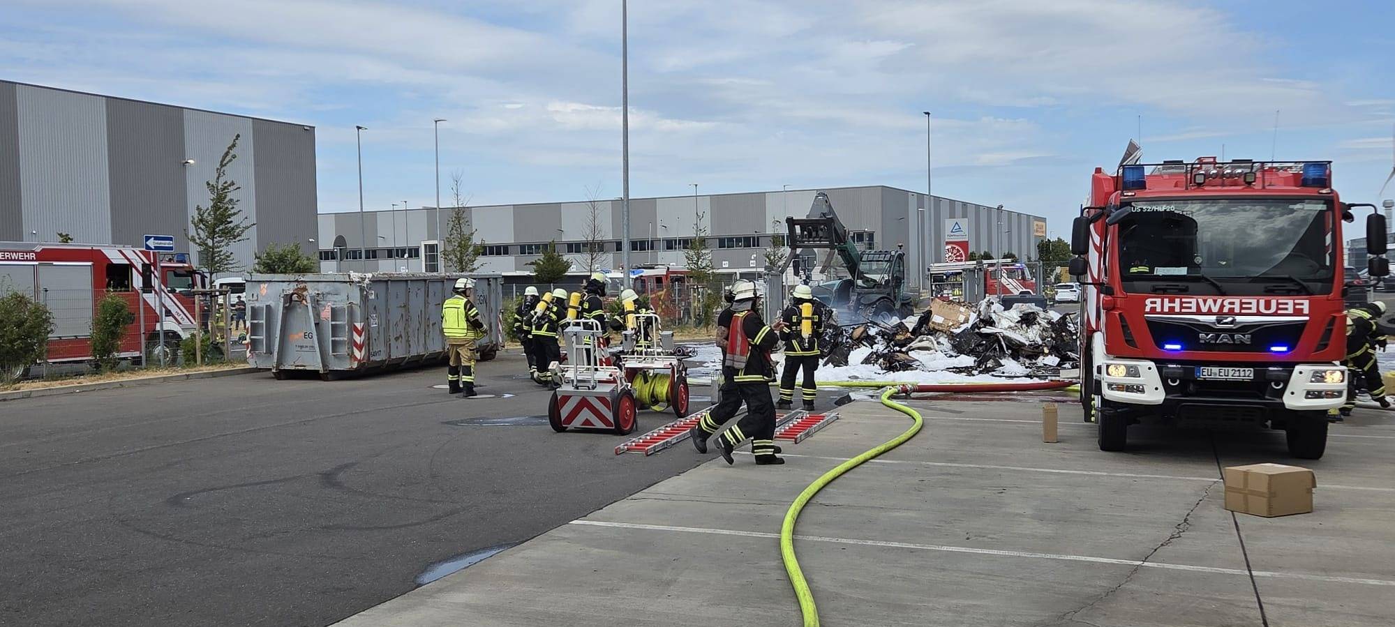 Mehrere Brände parallel in und um Euskirchen
