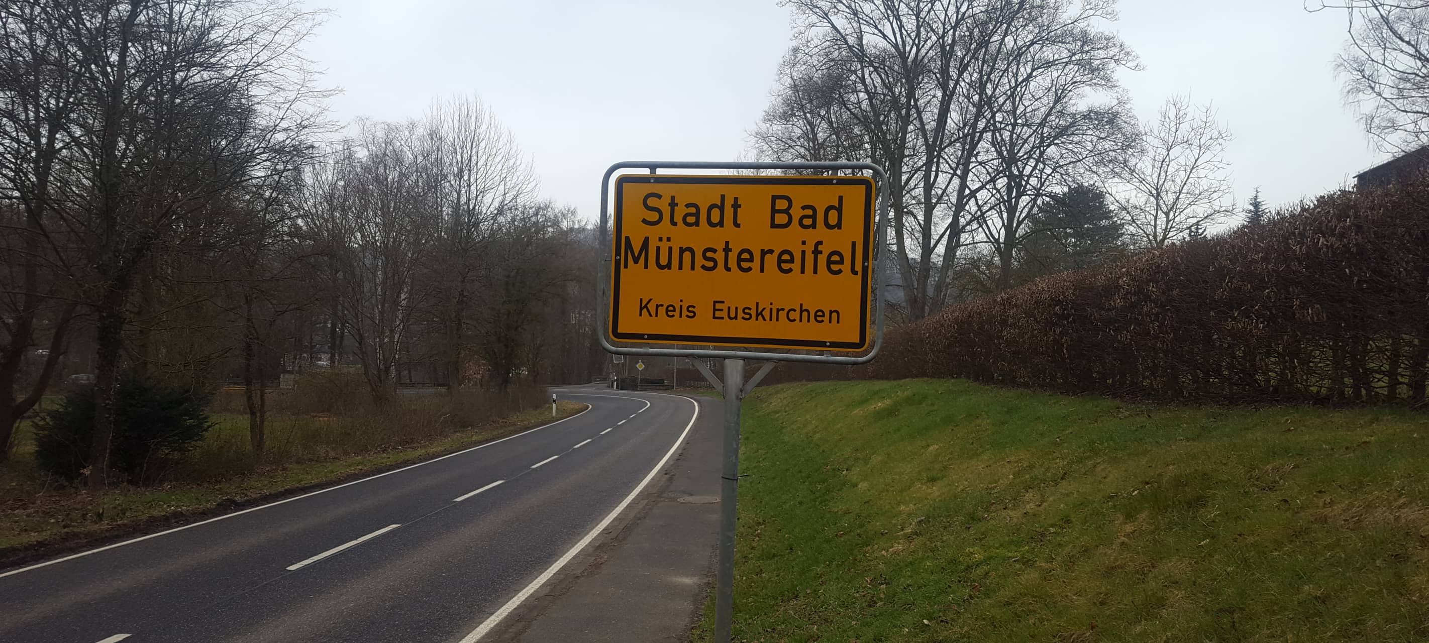 Bad Münstereifel: Zwei Ortsschilder fehlen