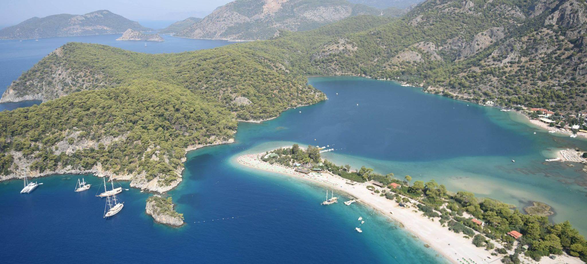 Hafenstadt Fethiye an der Türkischen Rivier
