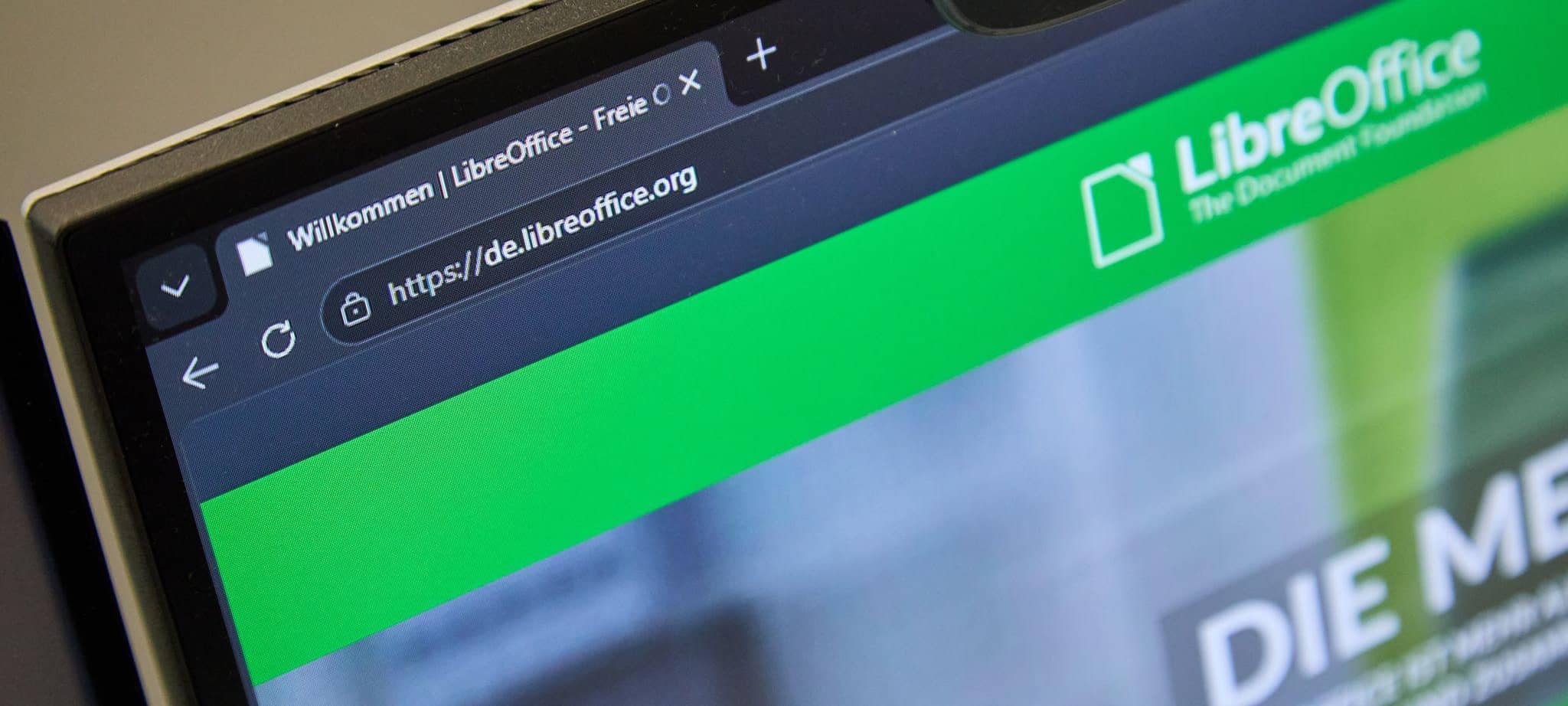 LibreOffice-Website auf einem Bildschirm