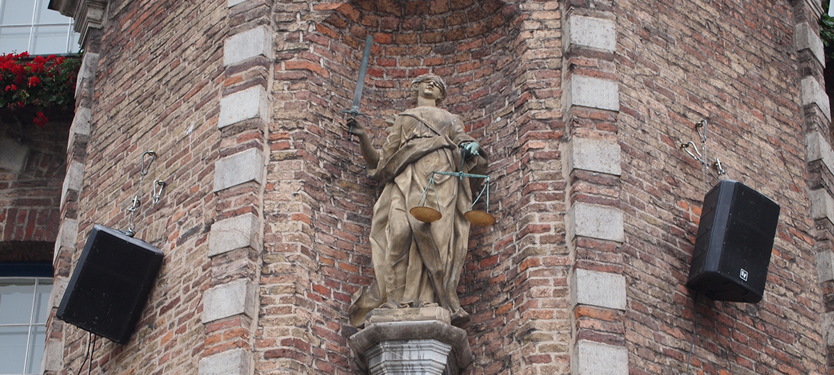 Haftstrafen nach illegalem Autorennen