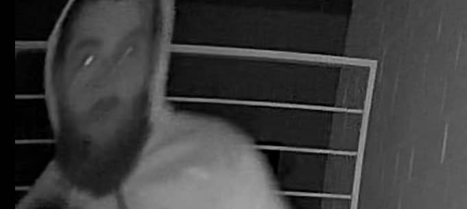 Fotofahndung nach Einbrecher in Mechernich